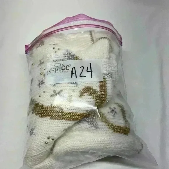 Vintage Silver‎ And Gold Christmas Sweater-ugly Christmas-med - Picture 6 of 6